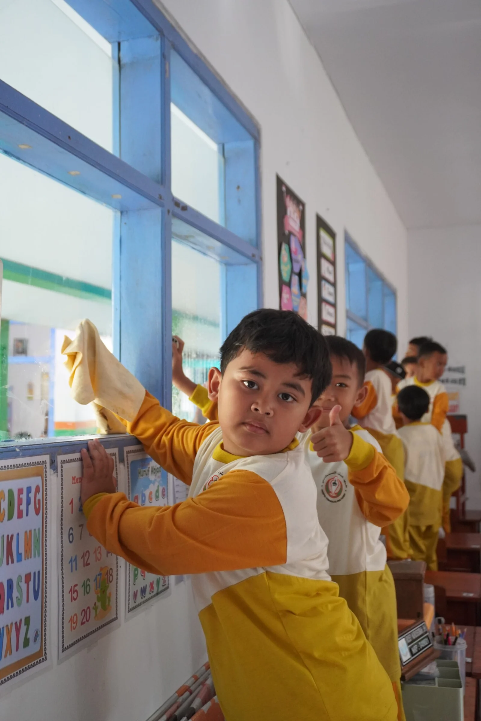 SDIT Al-Multazam Gelar Aksi World Cleanup Day 2025